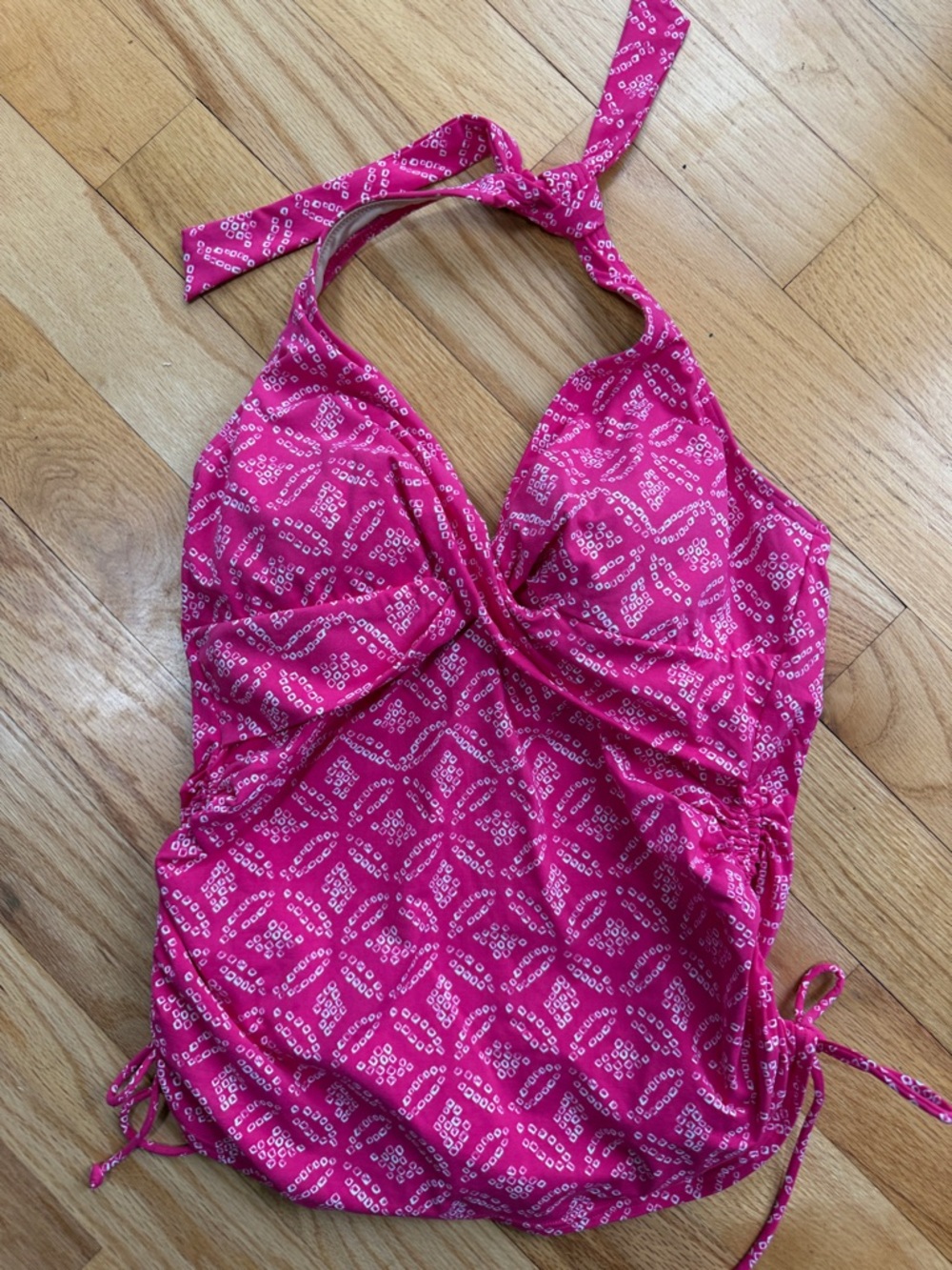 Land’s End Women’s size 10 Pink Halter Tankini ruched sides, molded cups